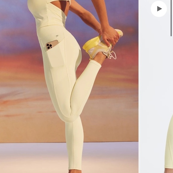 Fabletics Pants - OASIS High-Waisted Legging